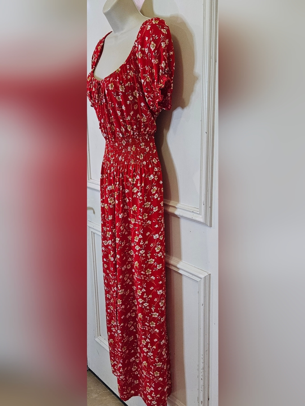 Kindred Red Multi Floral Short Sleeve Front Split Smocked Maxi Dress,X-Large - Picture 14 of 16